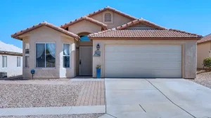 Why Big Garage Door Companies Advertise Everywhere in Marana