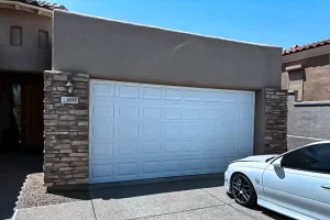 Why Big Garage Door Companies Advertise Everywhere in SaddleBrooke