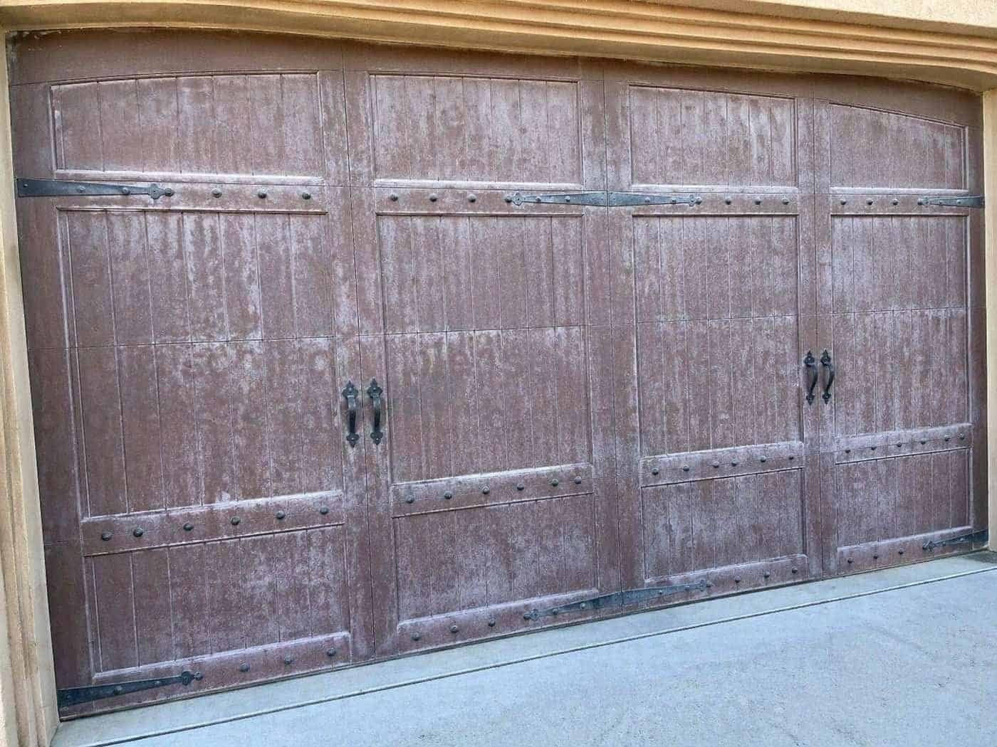 Garage door repair job in Tanque Verde, AZ