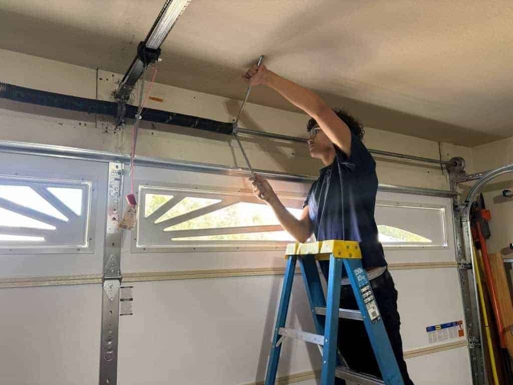 Garage door repair job in Tucson, AZ
